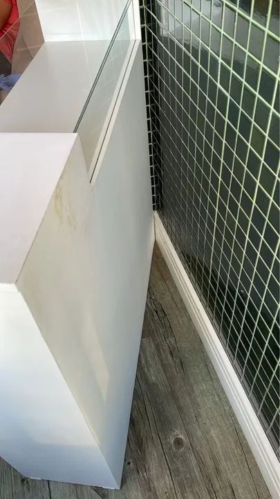 Estante de Vidro Branca MDF (Otimo estado) - Foto 2