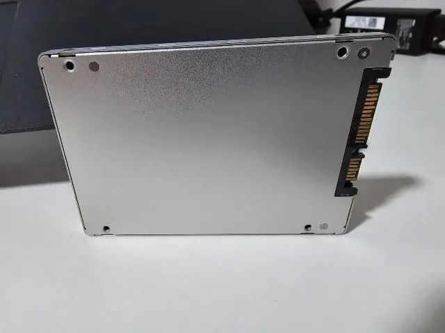 SSD Micron 5210 ION 2.5 - Foto 2