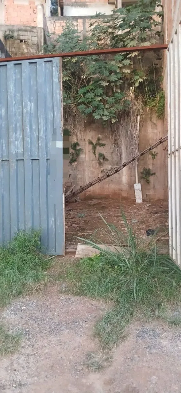 Vendo uma área.