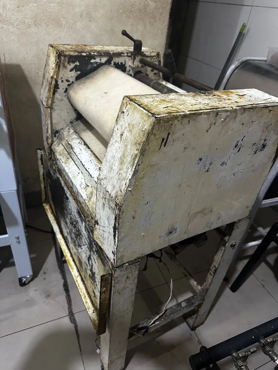 Modeladora de pão padaria 