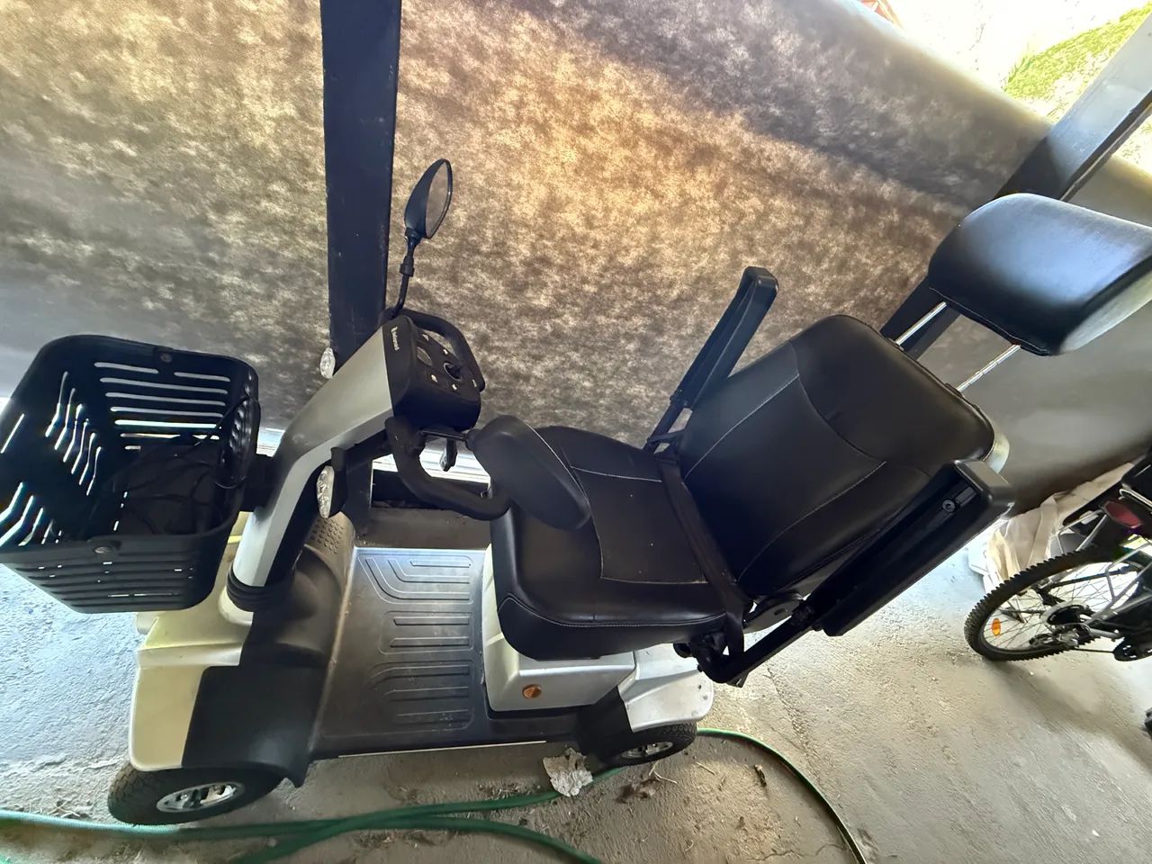 Cadeira rodas/ scooter elétrica 