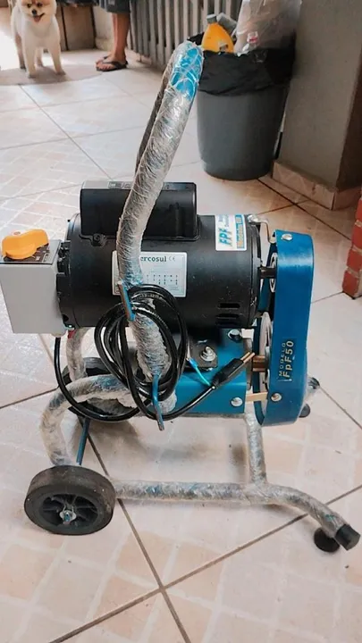 Máquina de desentupir cano vendo ou troco