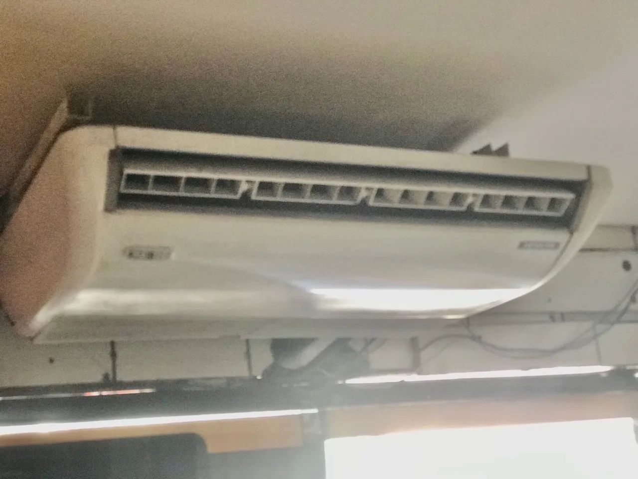 02 Ar condicionados 24mil btus por 1800 - Foto 2