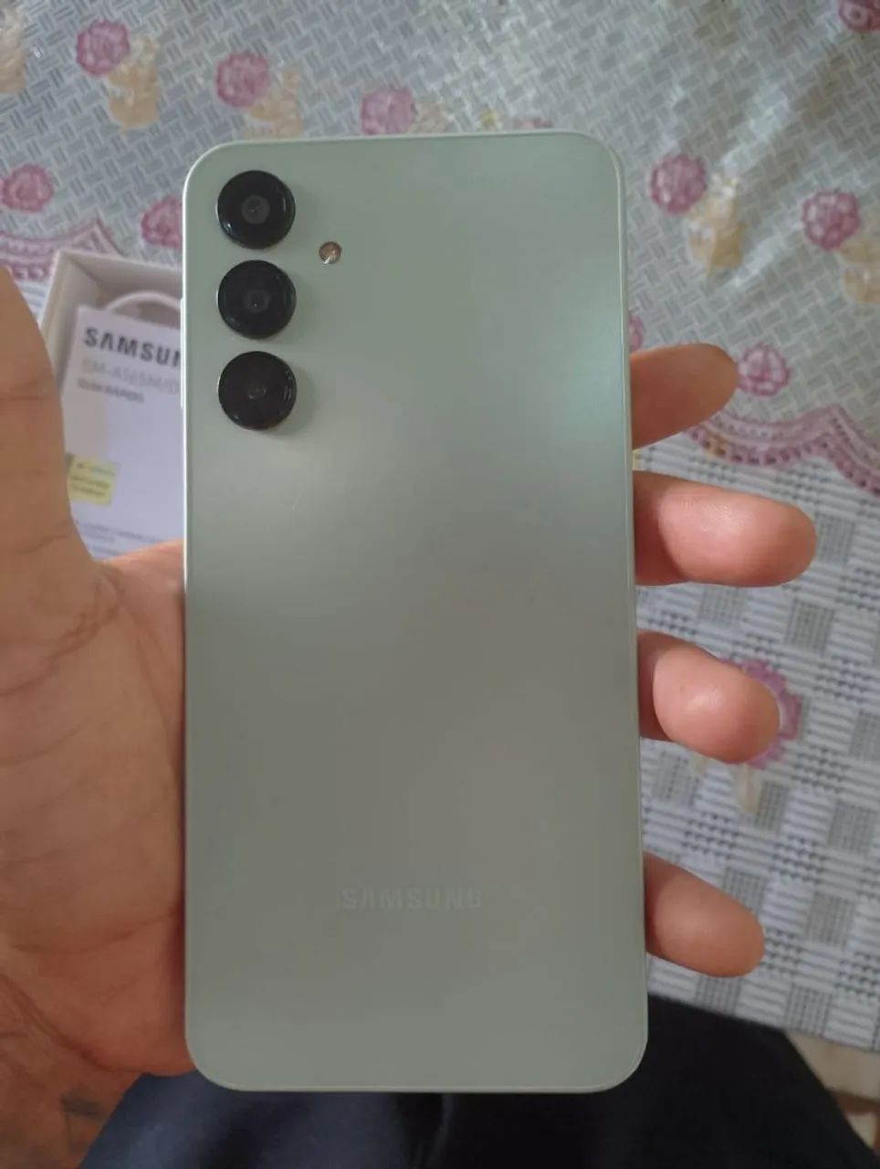 A16 ótimo novo na caixa pega na zn qq coisa informações pv oou whats *55 - Foto 2