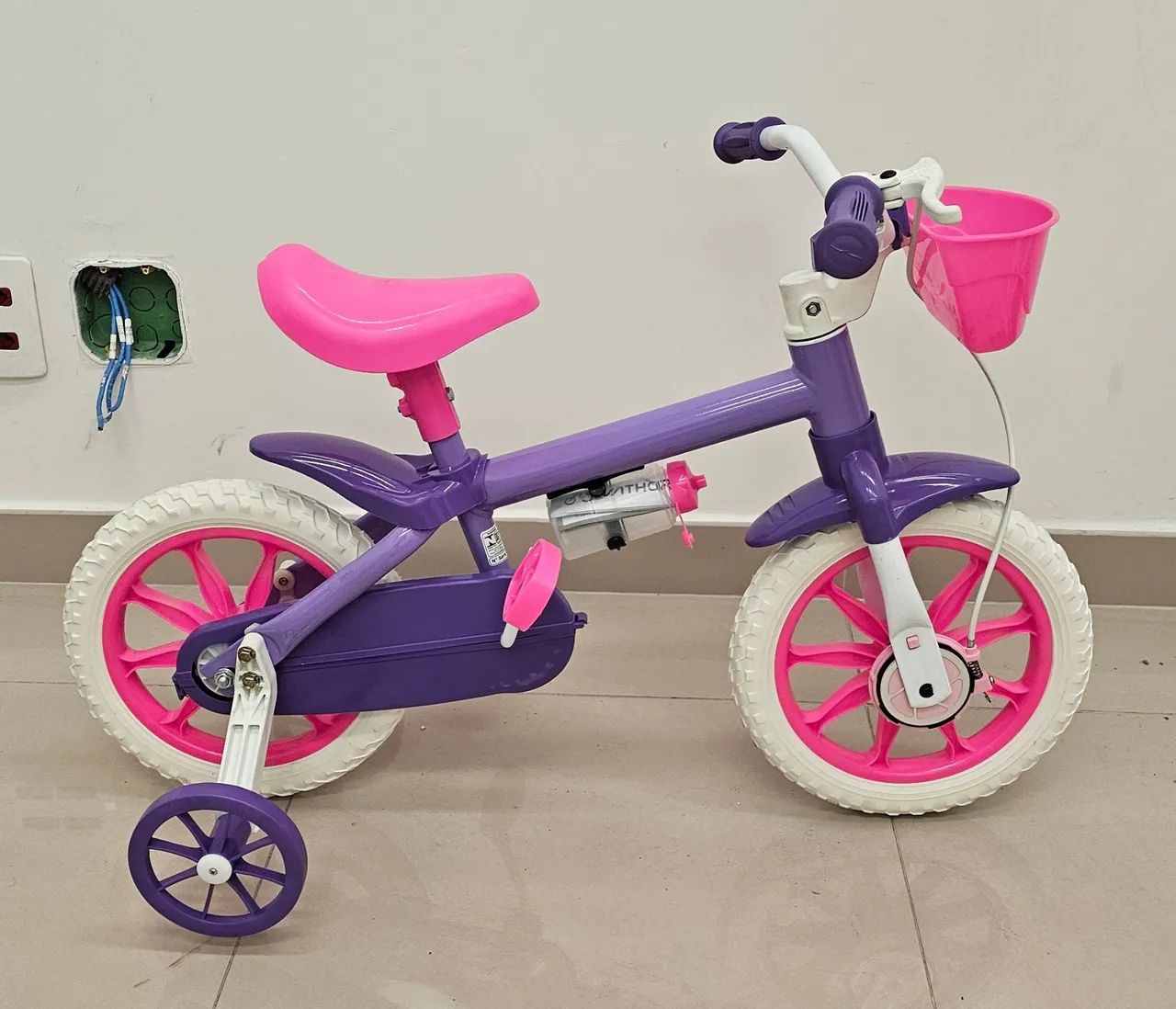 Bicicleta Infantil Rosa e Roxa com Rodinhas