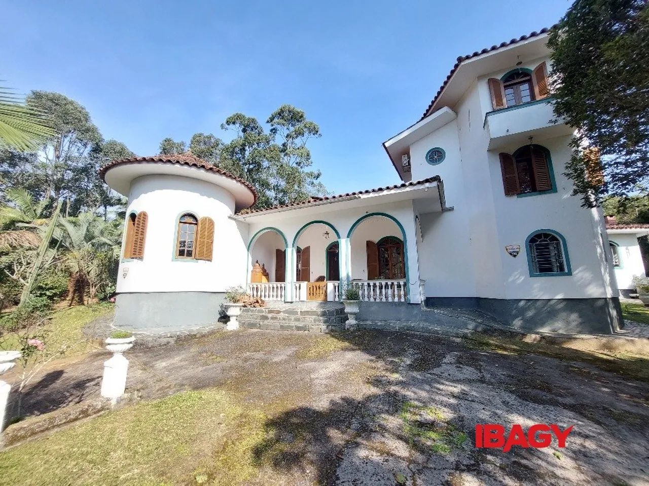 Excelente Casa 4 dormitório(s) em Itacorubi - Florianópolis