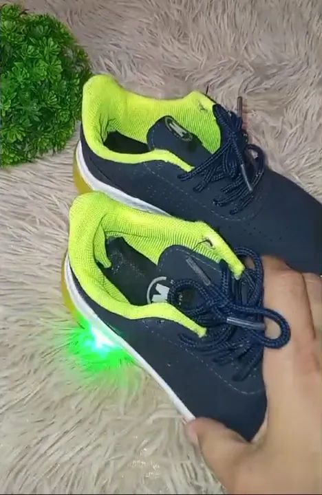 Tênis Infantil - Tamanho 27 - Seminovo  - Foto 2