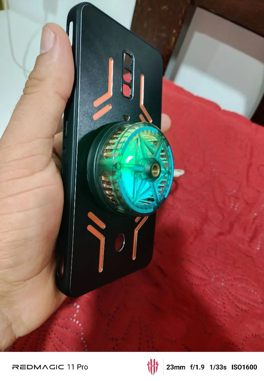 Celular redmagic 6s pro com 16Gb RAM e 256Gb armazenamento