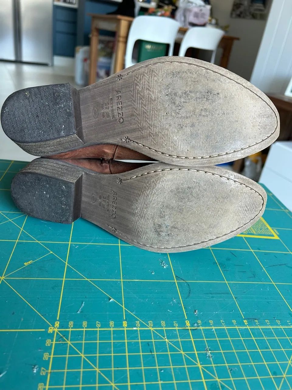 Botas de Couro Marrom - Foto 2