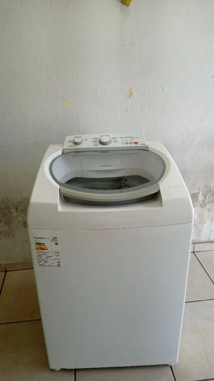 Máquina de Lavar Brastemp 11kg cesto de inox
