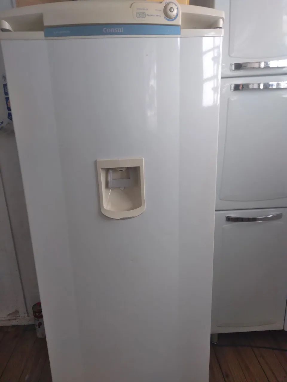 Geladeira Consul 340 l com dispenser de água  - Foto 5