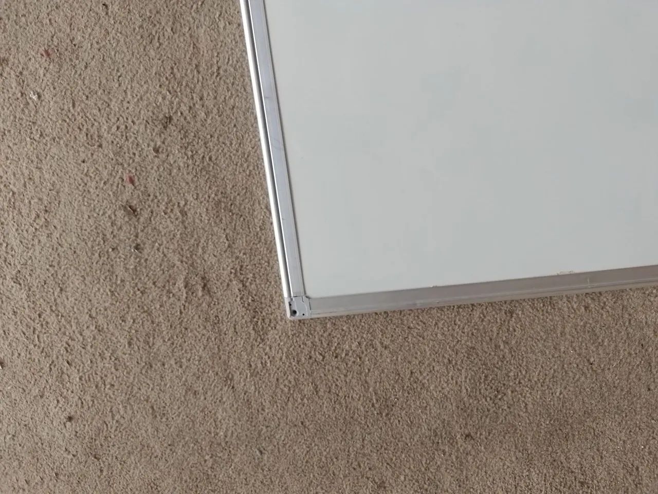 Quadro Branco Stalo medida 90 X 60 - Foto 2