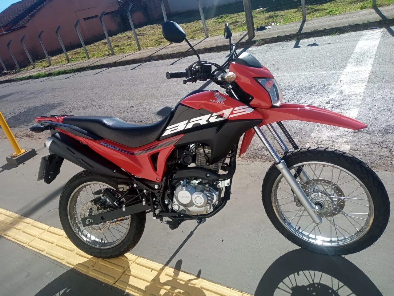 Honda bros 160