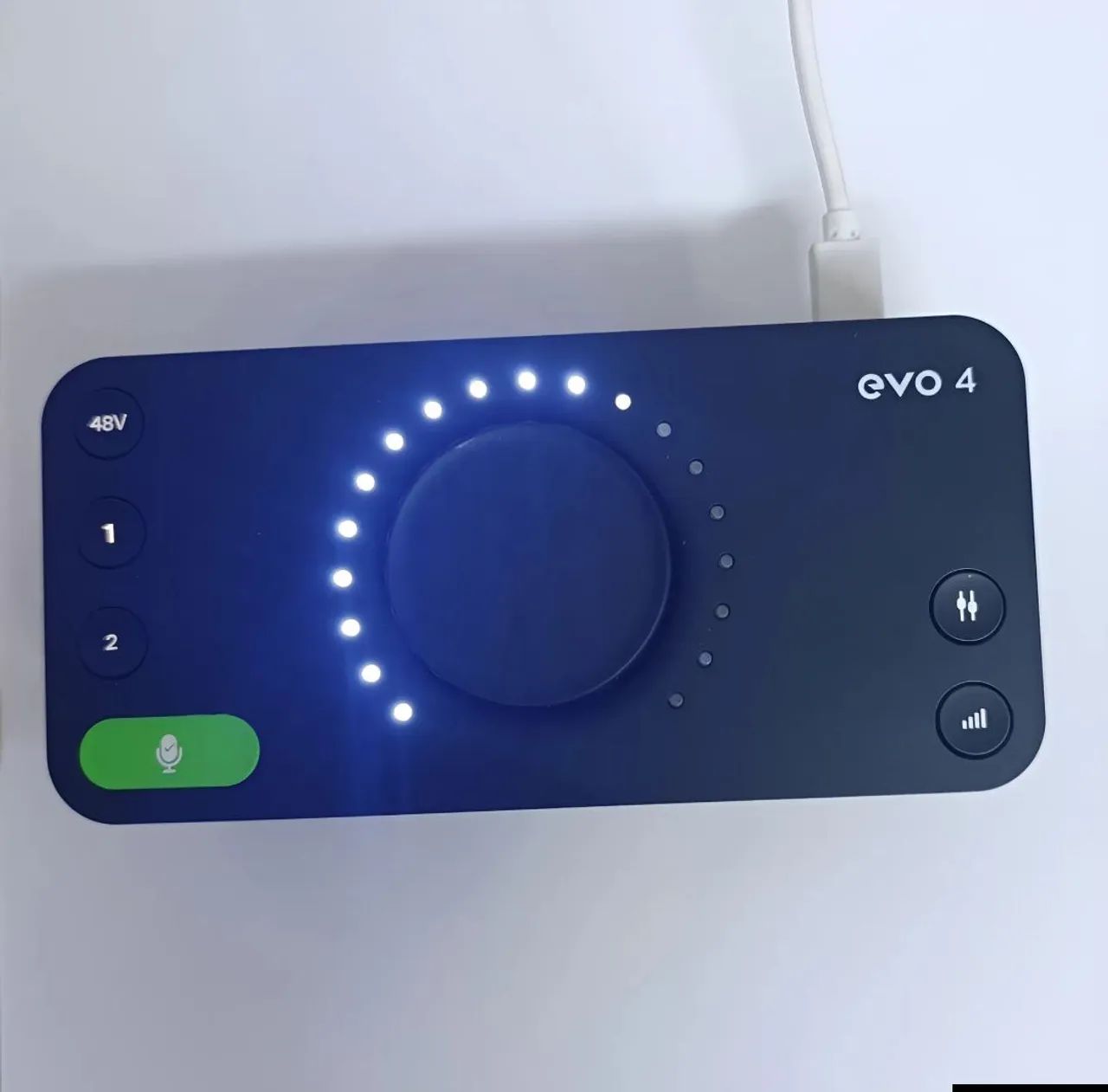 Interface de áudio Evo4, zerada.