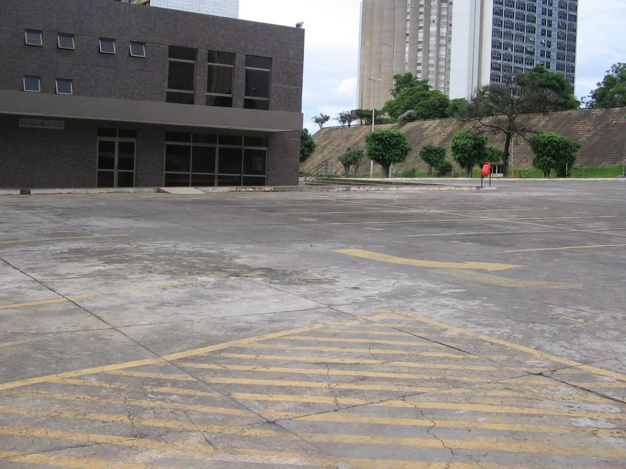 Prédio para locação comercial, institucional, governo e serviços com 2,575m² no Setor de A - Foto 9