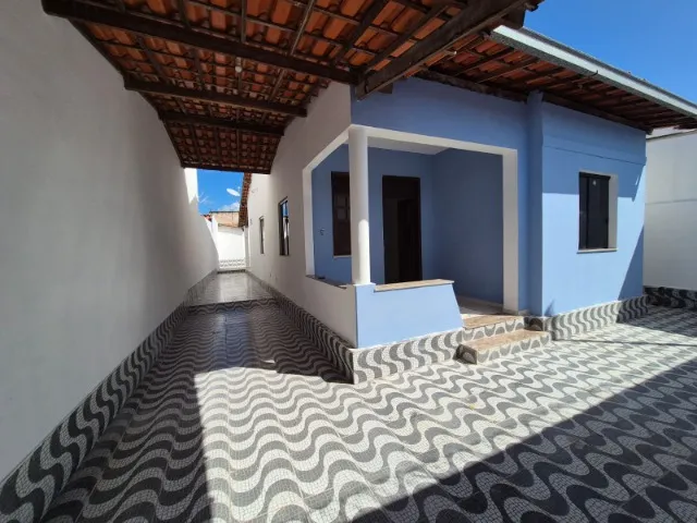 ? Casa Térrea com 3 Quartos e Garagem para 2 Carros em Alagoinhas! ?