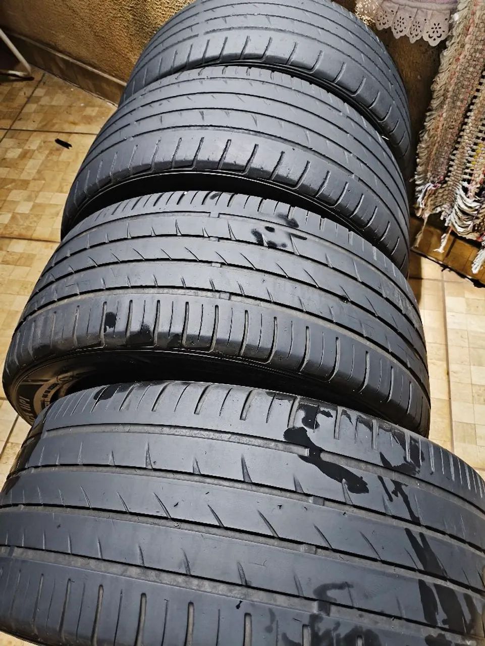 Pneus 245/45.18 - Foto 2
