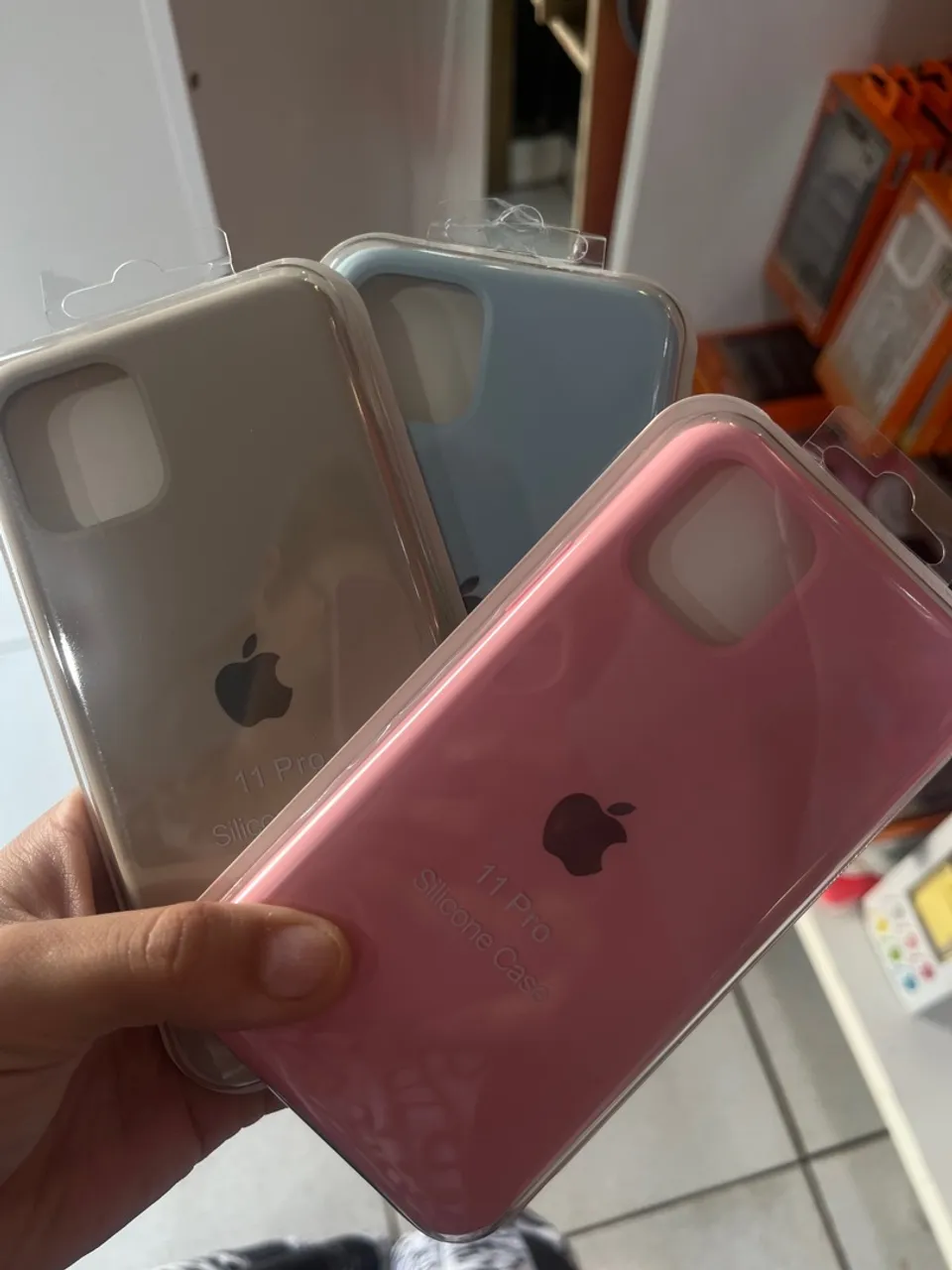 Capas de Silicone p iPhone várias modelos Cores Variadas