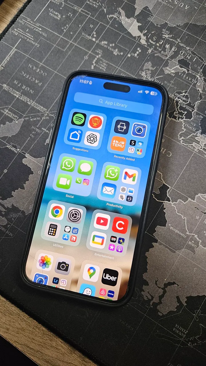Iphone 15 pro max 256 branco