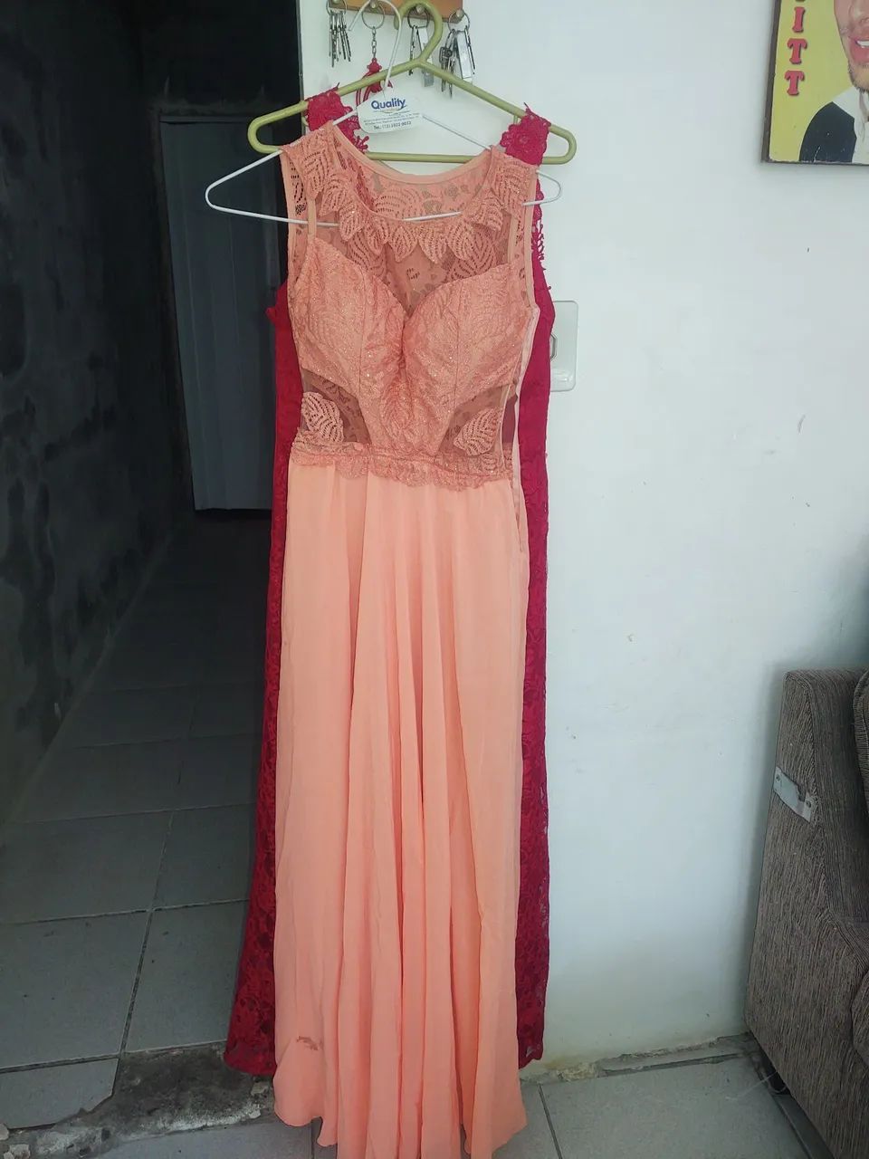 Vestido longo de renda
