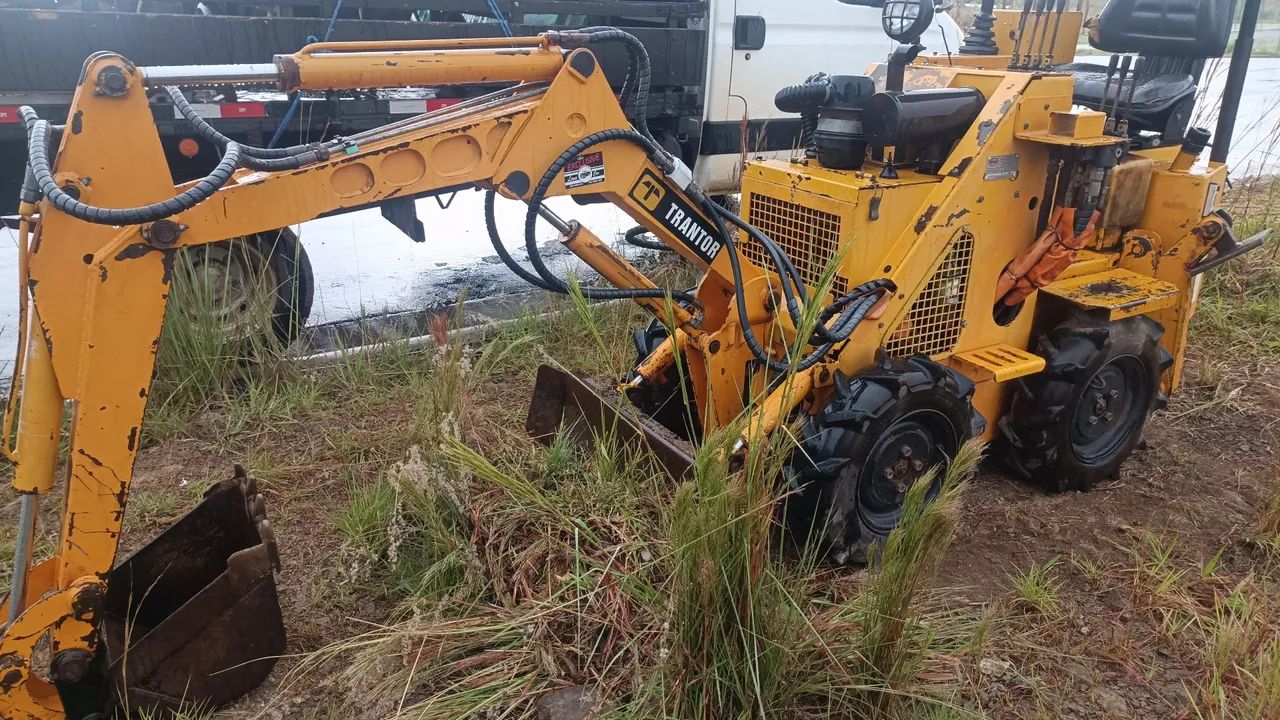 Mini escavadeira hidráulica - Foto 2