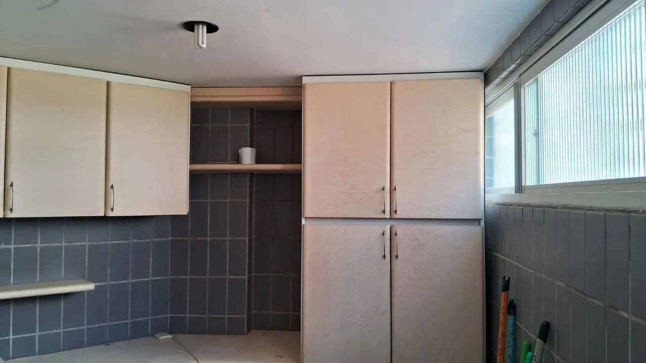 Imóvel para aluguel possui 83 metros quadrados com 3 quartos em Boa Viagem - Recife - PE - Foto 2