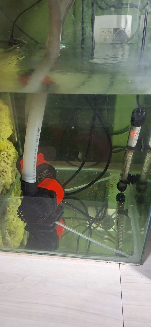 Aquário 540 litros completo com móvel - Foto 4