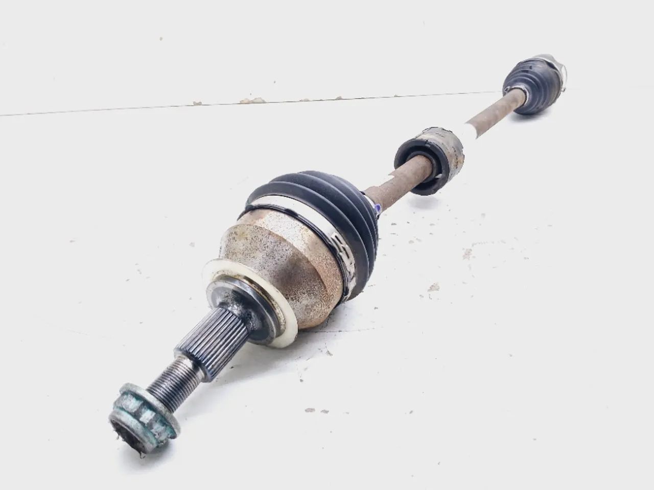 Homocinetica Direita Vw T-Cross 1.0 Tsi 2024 2QB407272BB - Peças