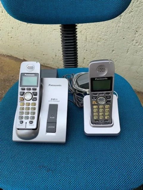 Telefone sem fio com duas bases