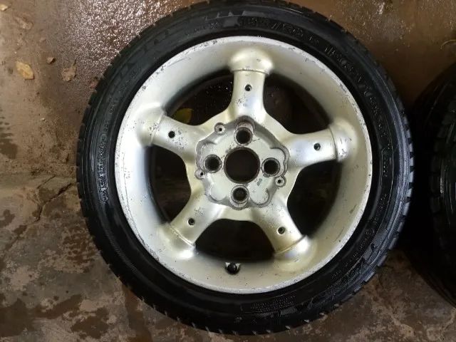 ogo de roda R15 completo (não faz entrega, Disponível So Para Venda)