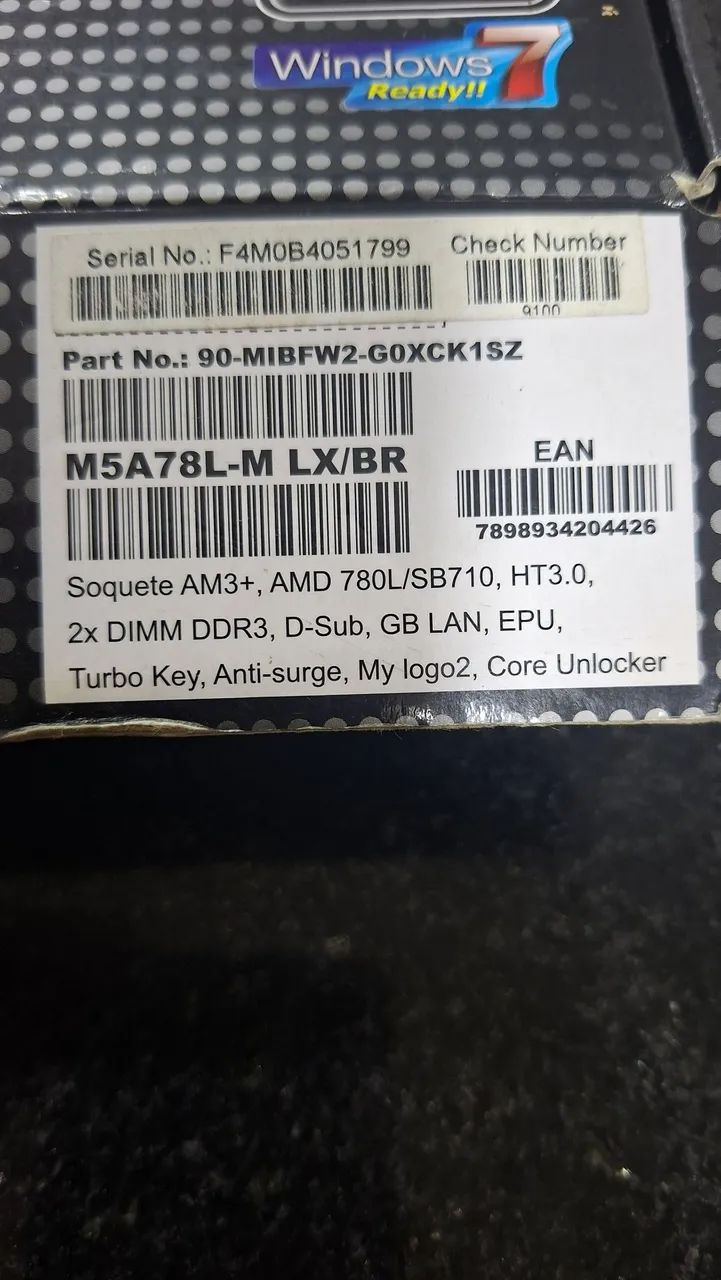 Placa mãe M5A 78L-M LX/BR sem imagem - Foto 3