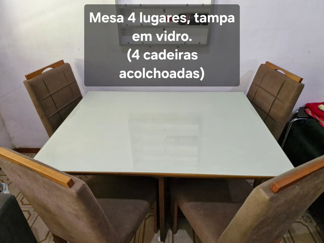 Mesa de jantar 4 lugares