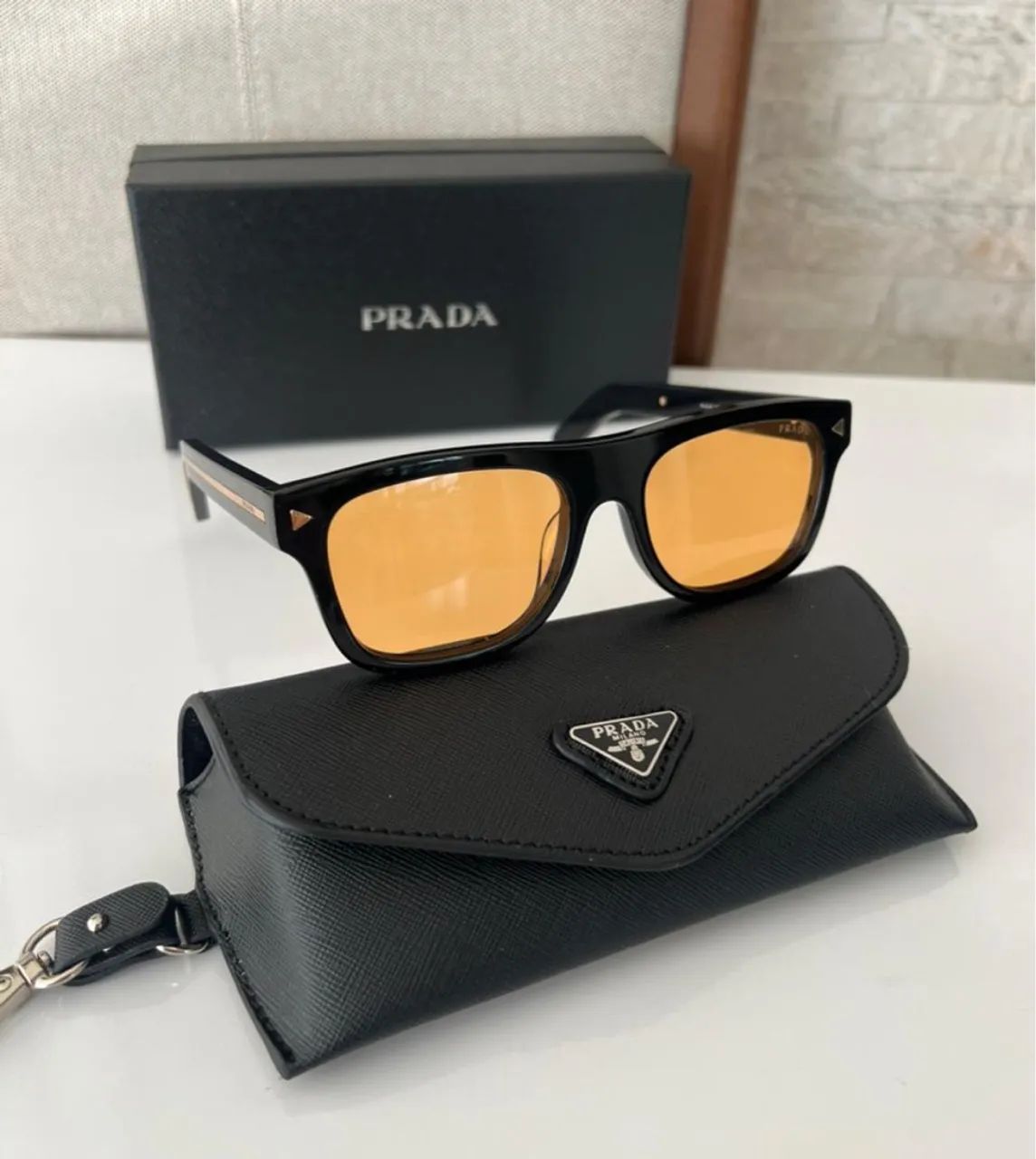 Shorts Gucci - Estilo e Qualidade óculos Prada  - Foto 4