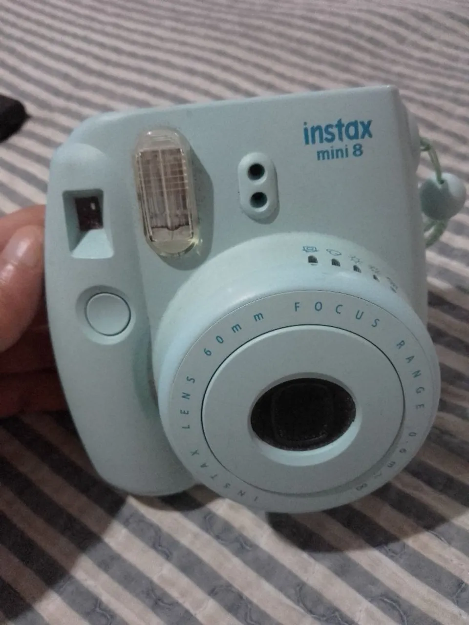Câmera Instax Mini 8 - Fotos instantâneas e divertidas!
