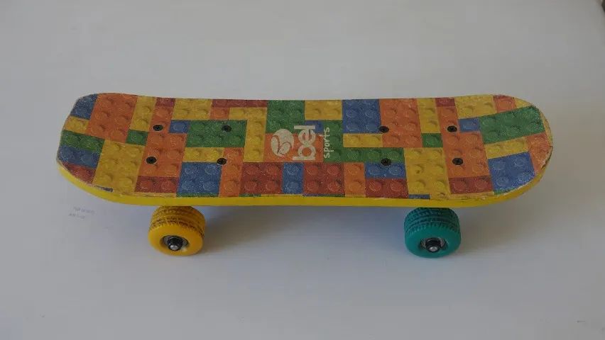 Skate infantil BelSports, 43cm, com shape com lixa, em ótimo estado. - Foto 5