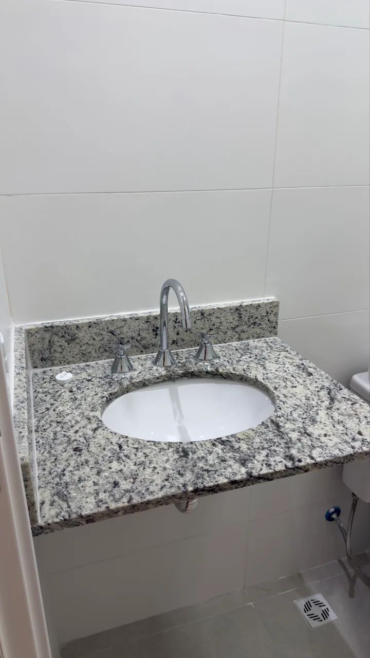 Bancada de Granito com Cuba e Torneira - Completa e NOVA