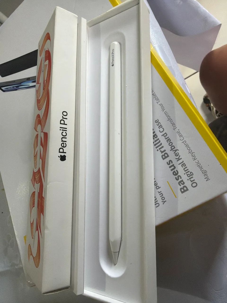 Apple pencil pro