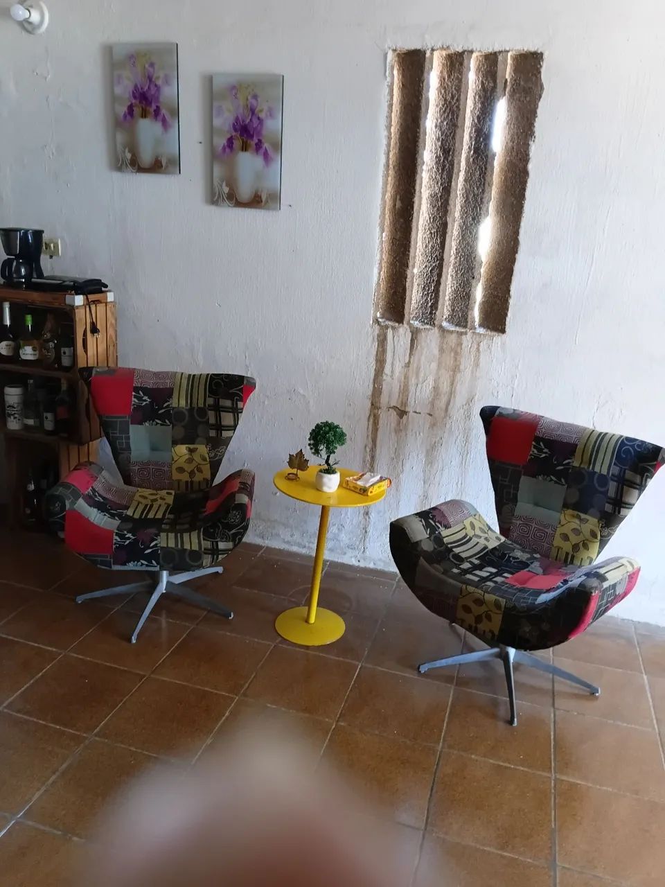 Cadeiras giratórias + mesinha por 400,00 - Foto 2