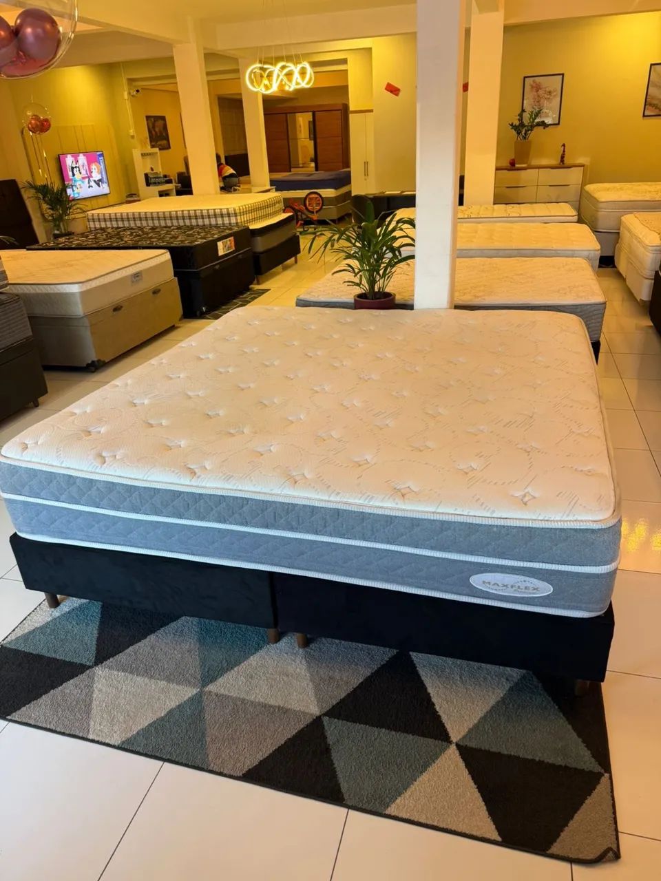 Cama KING MAXFLEX SEMINOVA COM BASE - Entrego!  - Foto 2