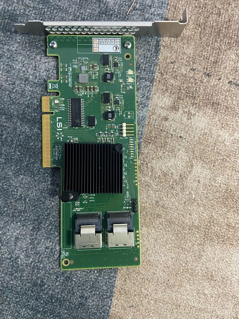 Controladora LSI9211-8i em modo IT com cabos - Foto 2