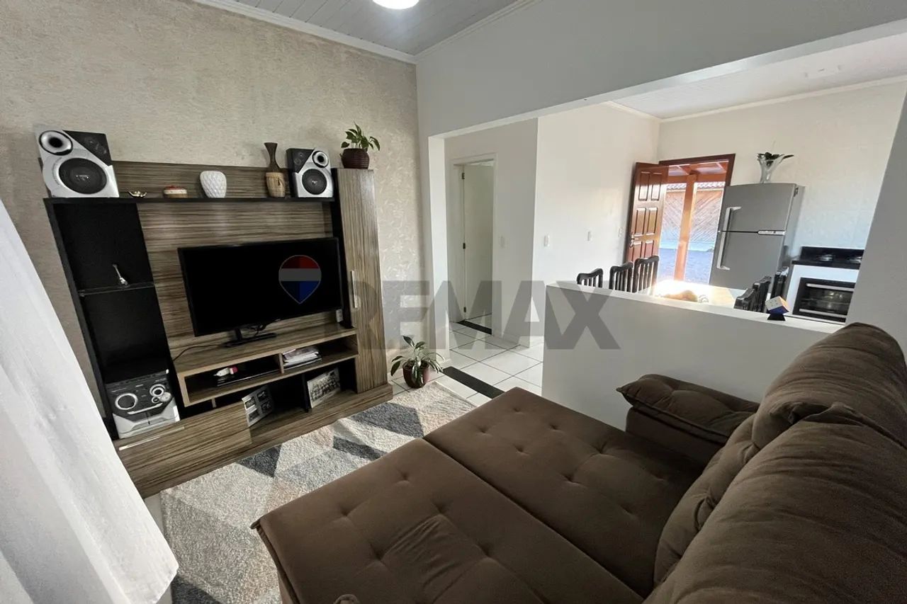 OPORTUNIDADE! Casa Semimobiliada com Piscina e 720m² de Terreno  Vila São Cristóvão - Foto 3