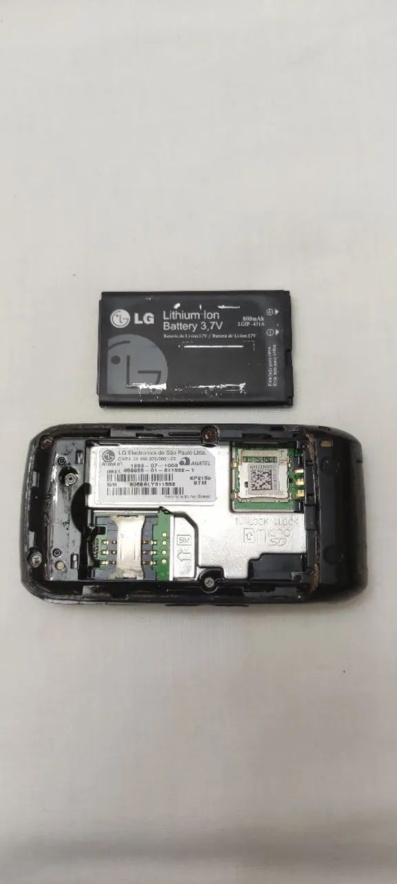 Celular LG KP215b Antigo Flip com Câmera - Defeito - Foto 4