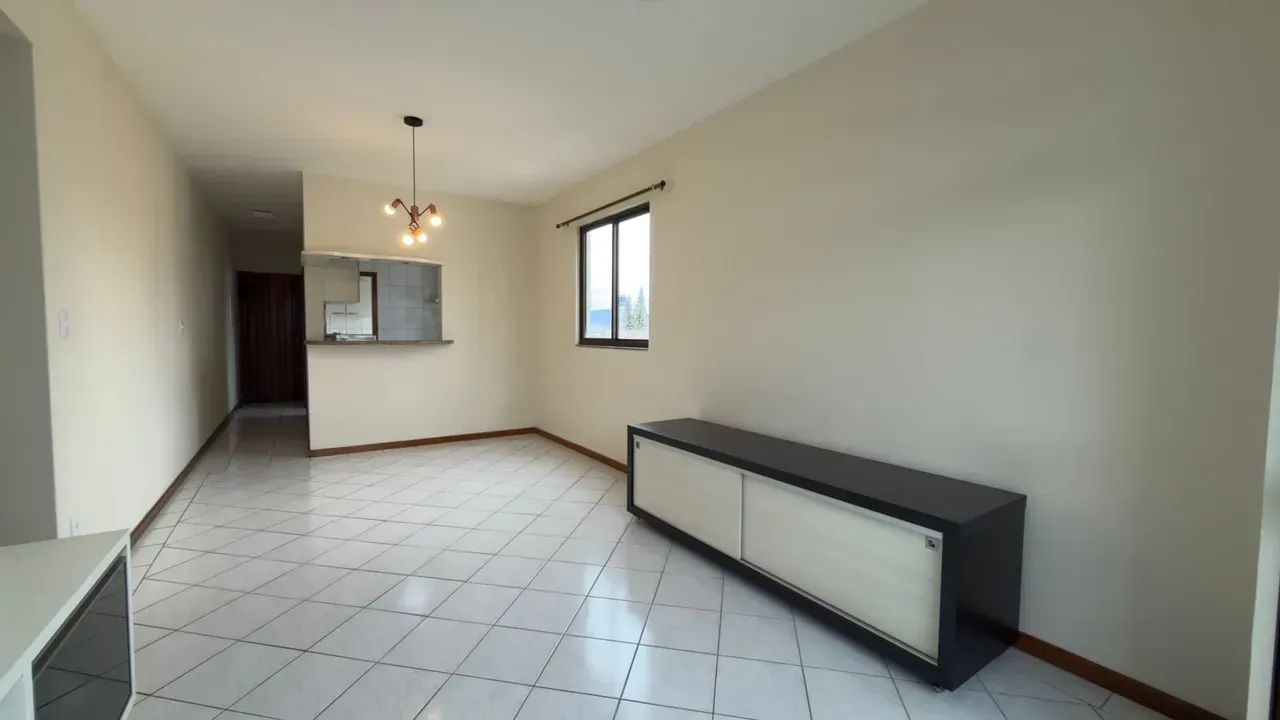 Apartamento Semi mobiliado no Estreito com 3 quartos sendo 1 suíte - Foto 4