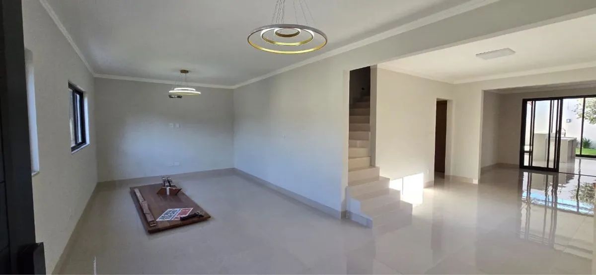 Casa em excelente localização com 3 suítes - Foto 3
