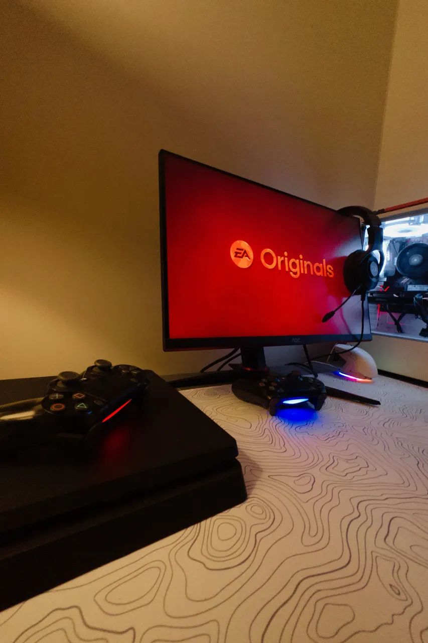 PS4 Slim 500GB + 2 Controles + FIFA (Mídia Física) | revisões feitas de 6 em 6 meses  - Foto 3