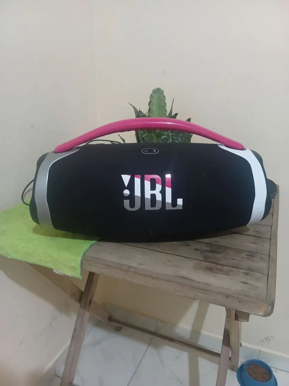 Caixa jbl 3 