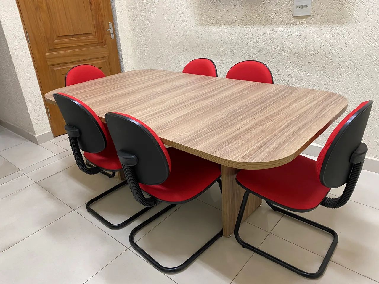 Mesa com 6 cadeiras  - Foto 4
