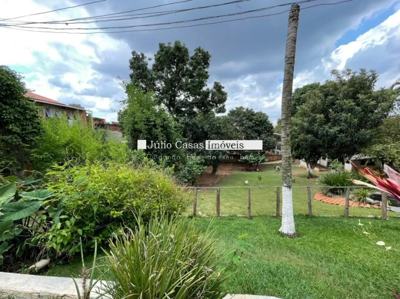 Excelente chácara com 4 casas e piscina - Foto 2