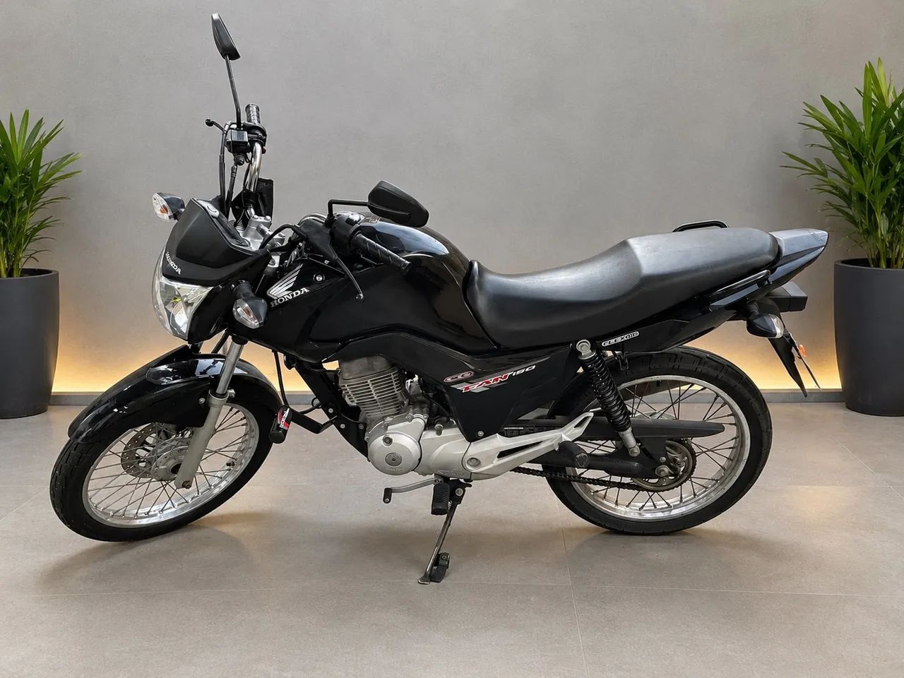 CG Fan 150 completa