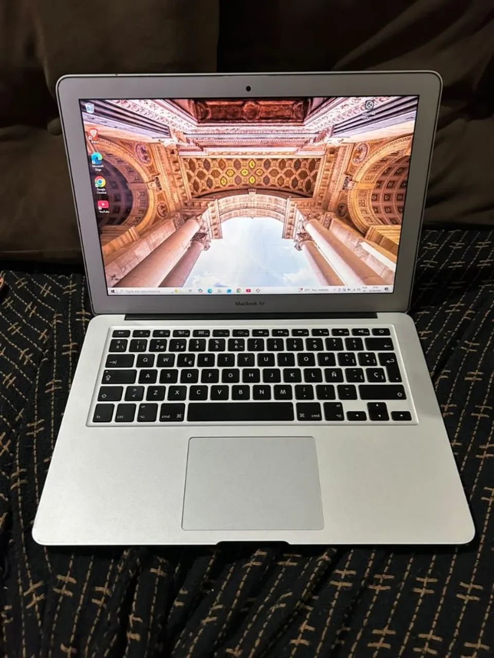 Macbook
